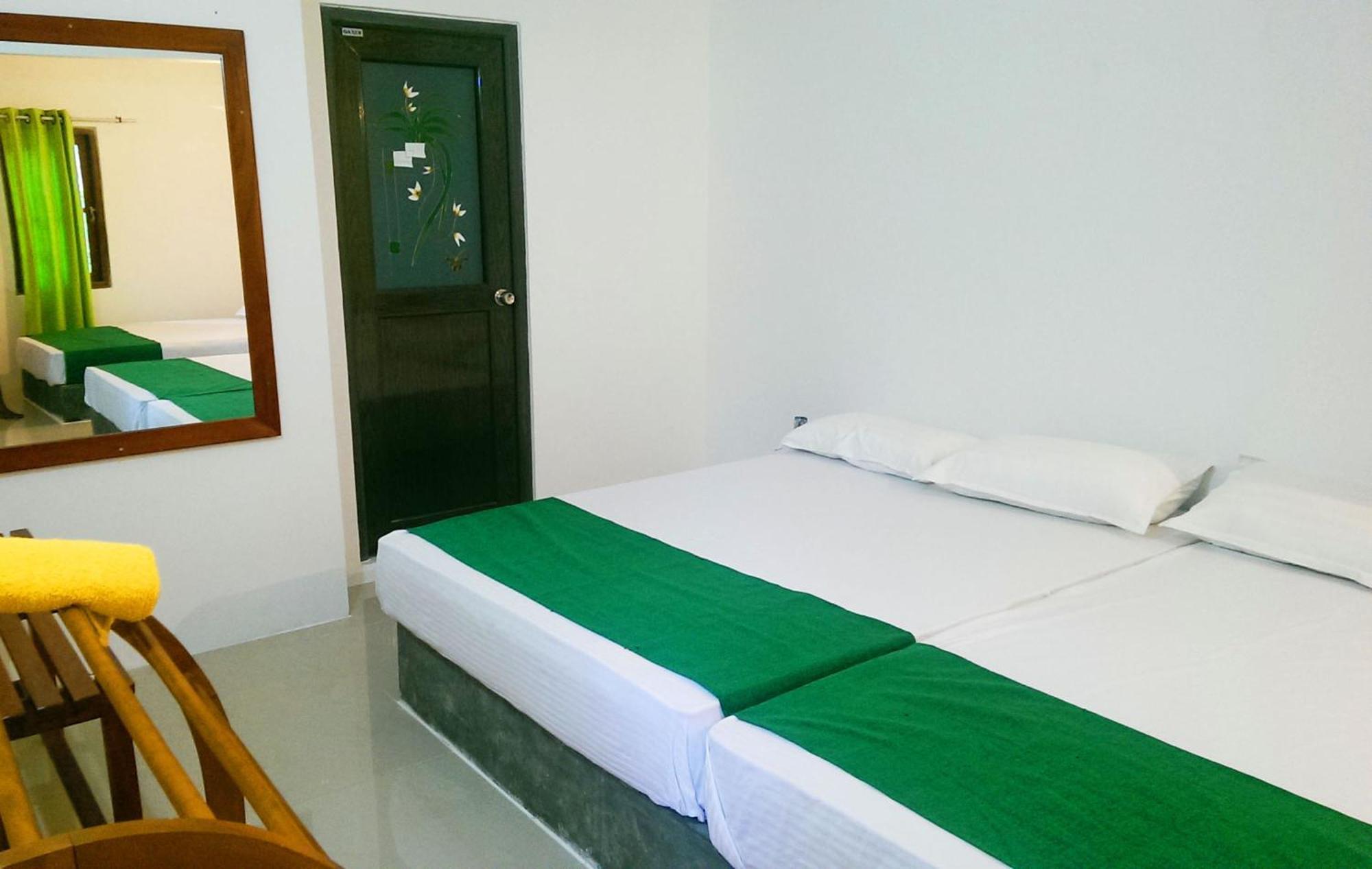 Pelican View Cottages Kataragama Eksteriør billede